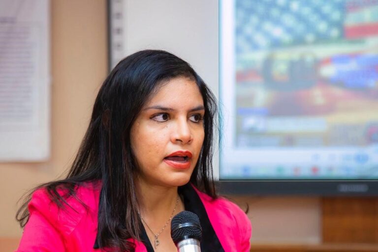 PAOLA DE LA ROSA 07OCT2020