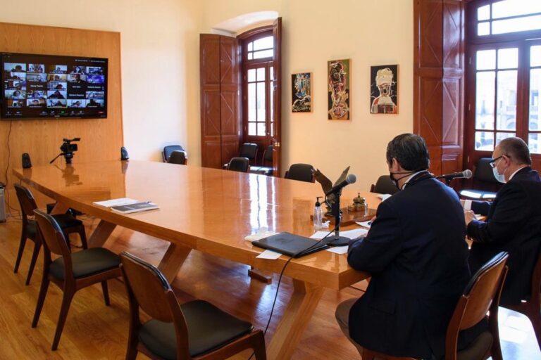 APRUEBAN NUEVO REG. 27NOV2020