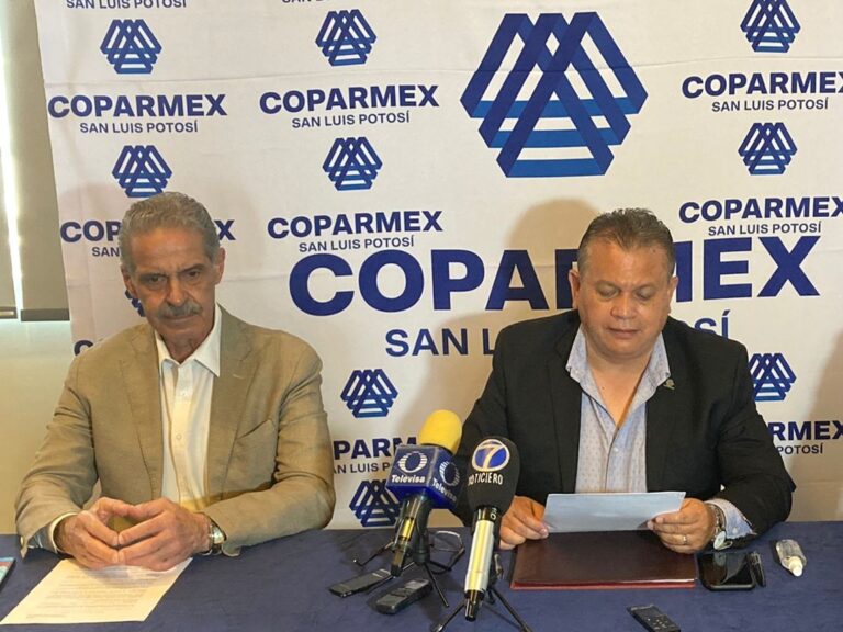 Rueda de prensa Coparmex SLP (3)