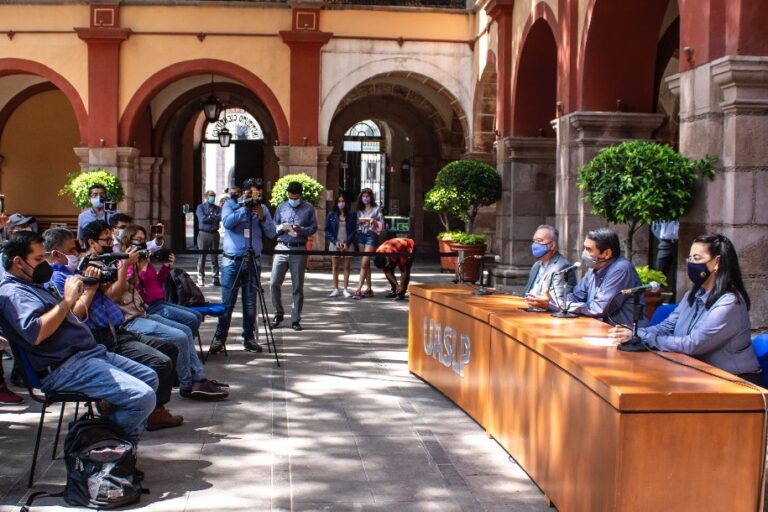 DE FORMA ORDENADA Y SIN INCIDENTES, INICIA LA APLICACIÓN DEL EXAMEN DE ADMISIÓN UASLP 2021 (4)