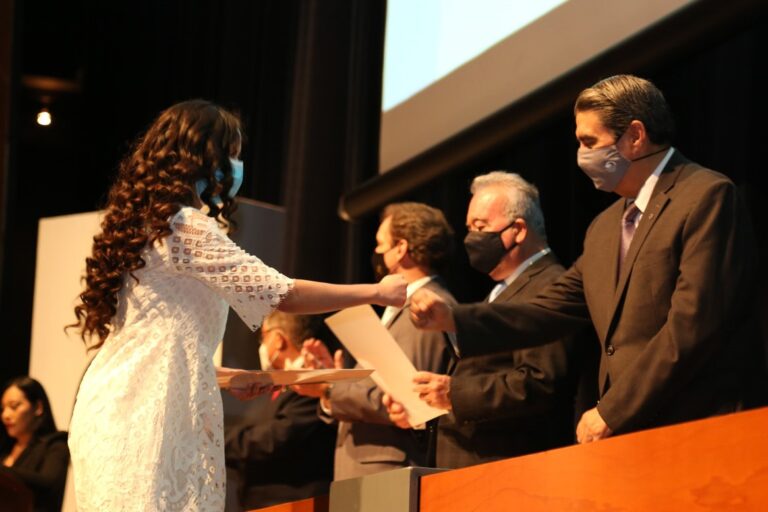 ENTREGA RECONOCIMIENTOS 16JULIO2021 (2)