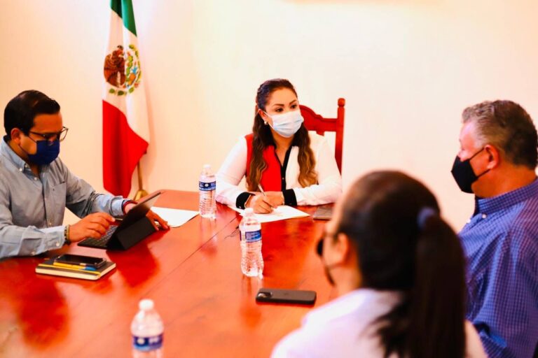 ERIKA BRIONES 13OCT2021