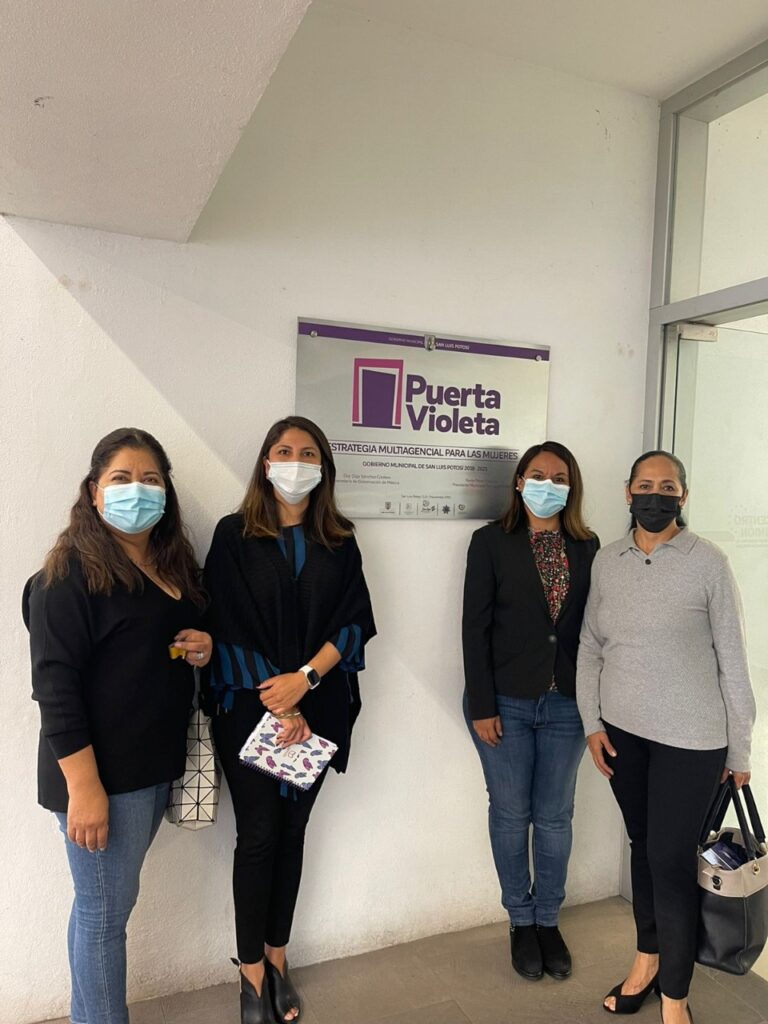 PUERTA VIOLETA 16OCT2021