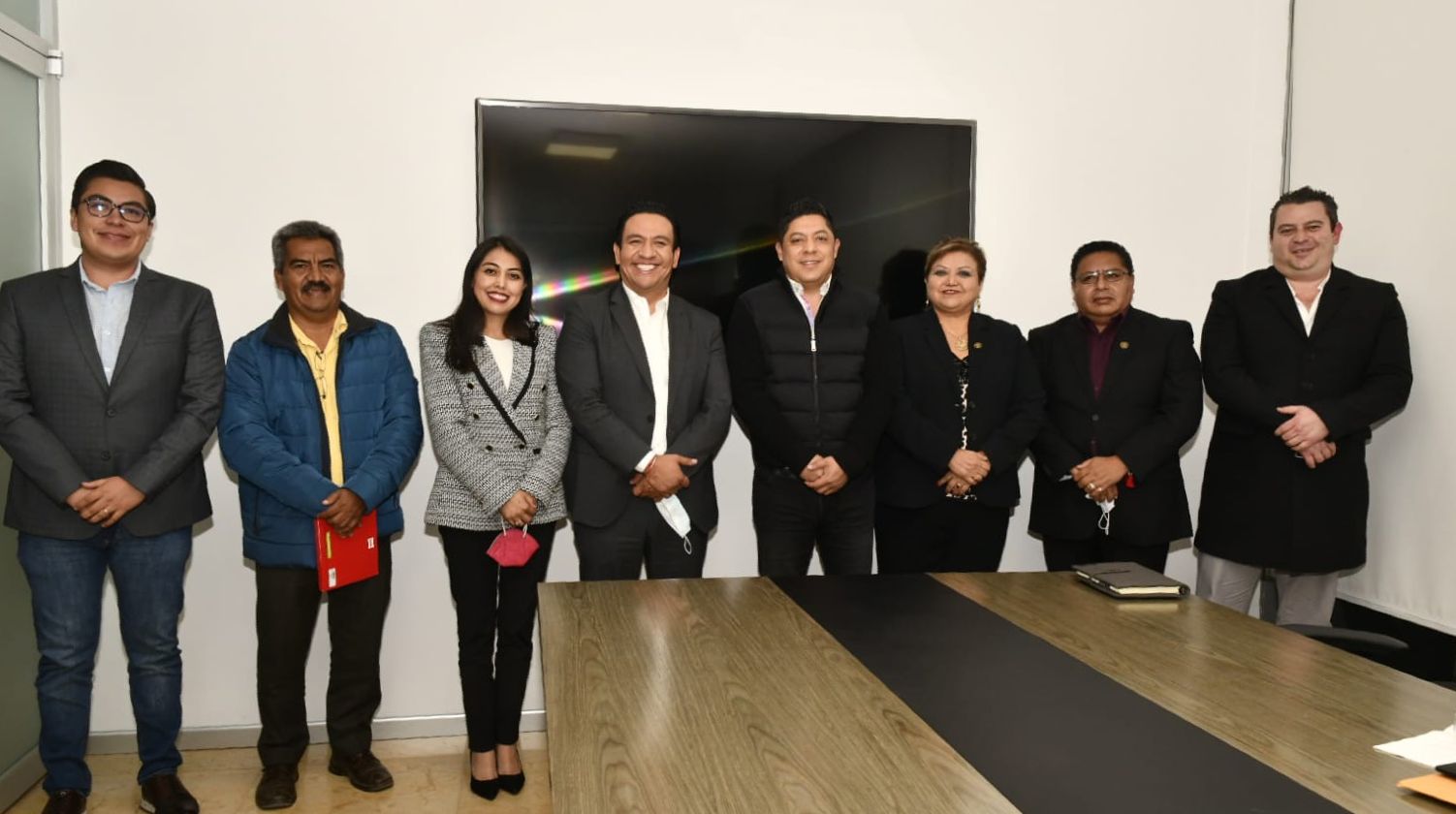 GOBER CON LEGISLADORES 10NOV2021
