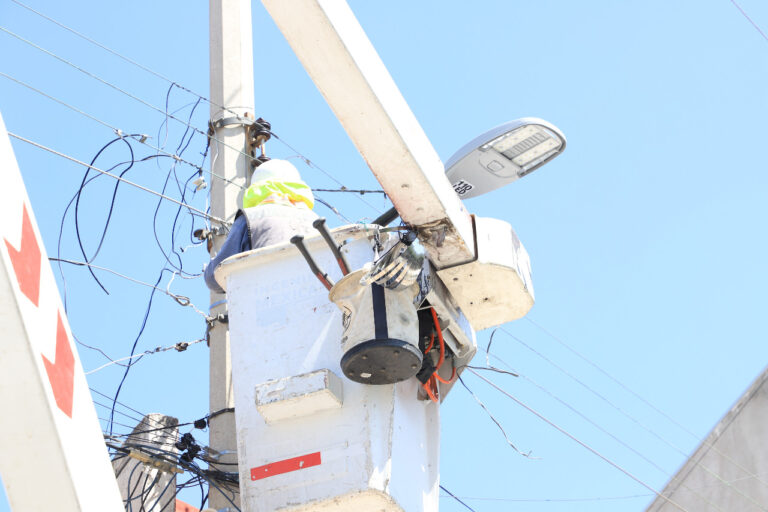LUMINARIAS AYTO CAPITAL 06NOV2021
