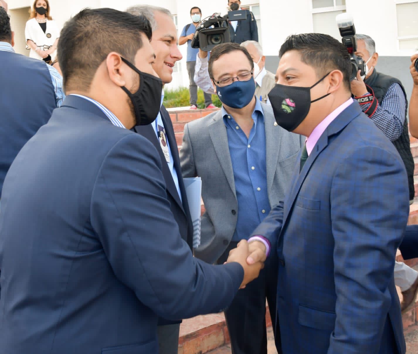 XANTOLO TRAJO BENEF 04NOV2021