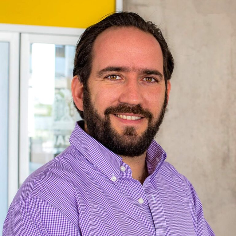 DOCTOR MAURICIO COMAS 18DIC2021