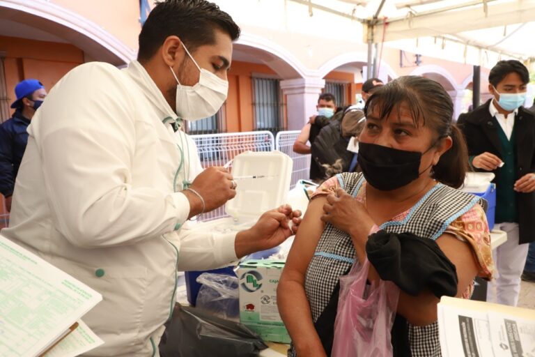 VACUNACIÓN LA PILA 17FEBR2022