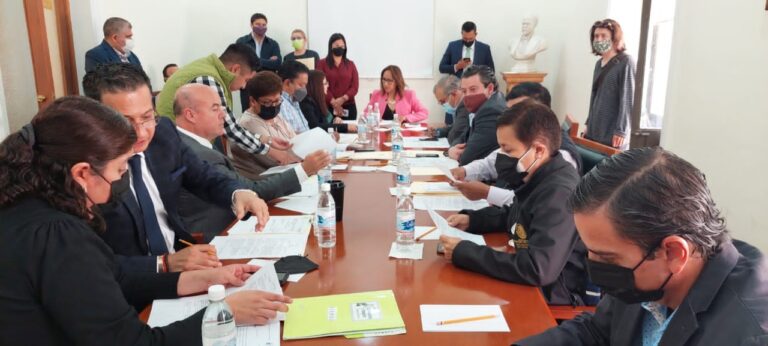 COMISIONES UNIDAS 12ABRIL2022