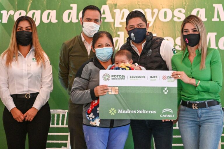 GOBERNADOR BECAS 07ABRIL2022 (2)