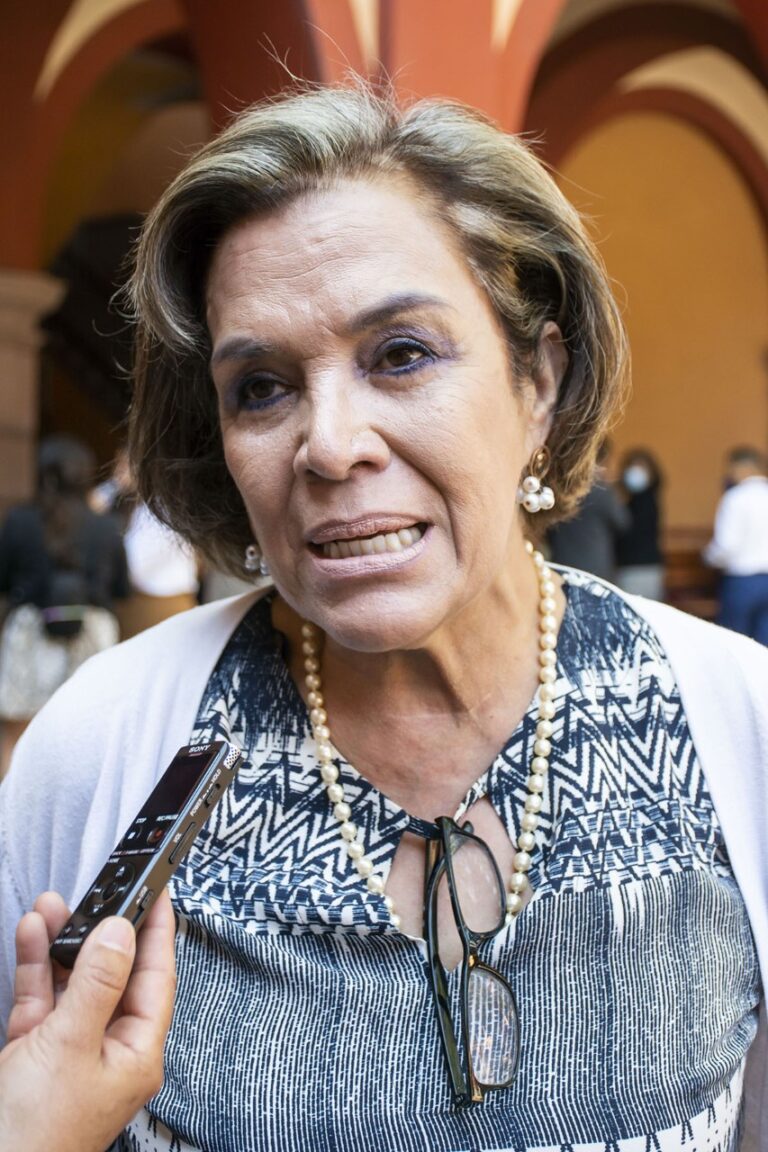 DRA ANA L GONZÁLEZ 01MAYO2022