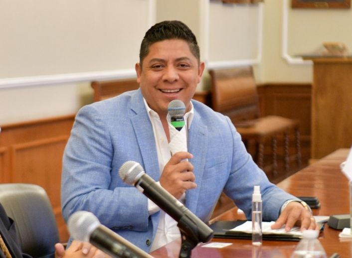 GOBERNADOR AVANZA 15MAYO2022