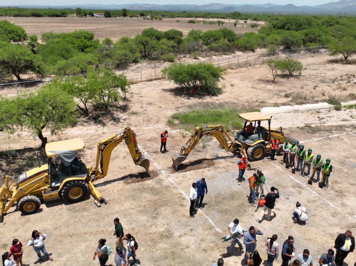 GOBERNADOR LE 19MAYO2022 (2)