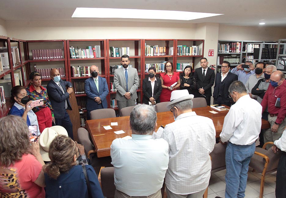 REUNIÓN CON MAESTROS.