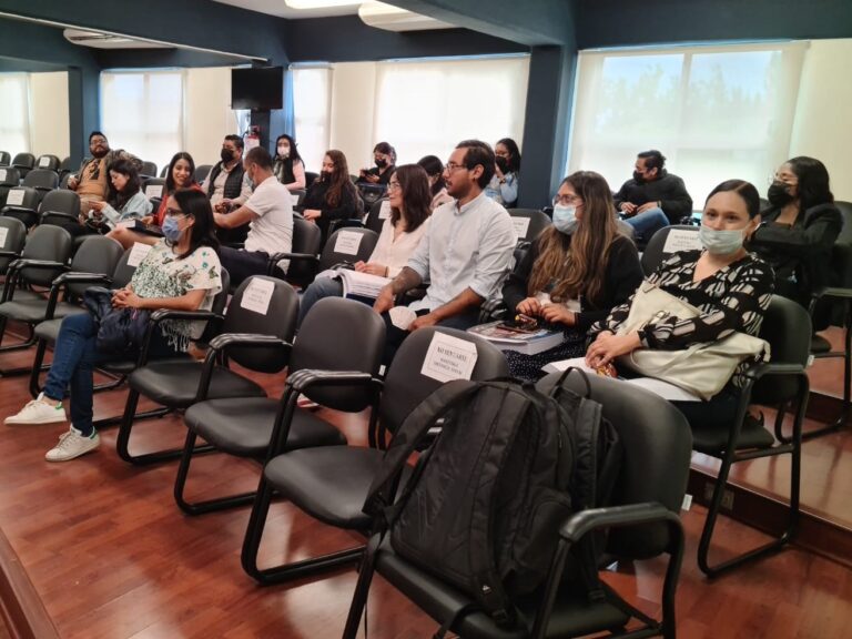 PRESENTAN LIBRO 19JUNIO2022 (2)