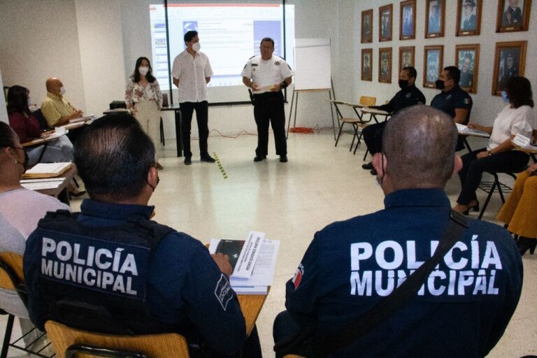 CAPACITACIÓN POLICÍAS 13JULIO2022