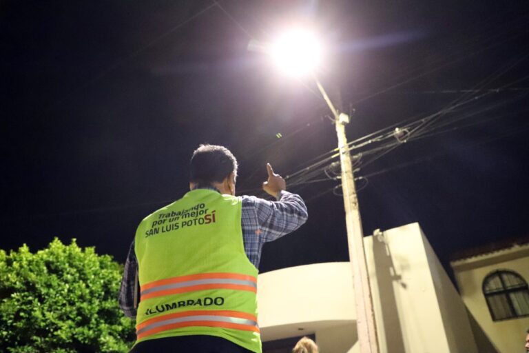 ALUMBRADO COL DL ROSA 19AGO2022