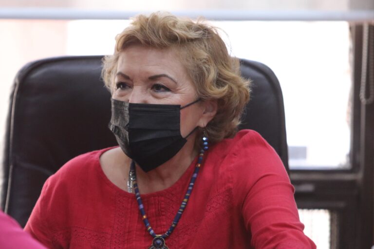 DOLORES E GARCÍA 15AGO2022 (2)