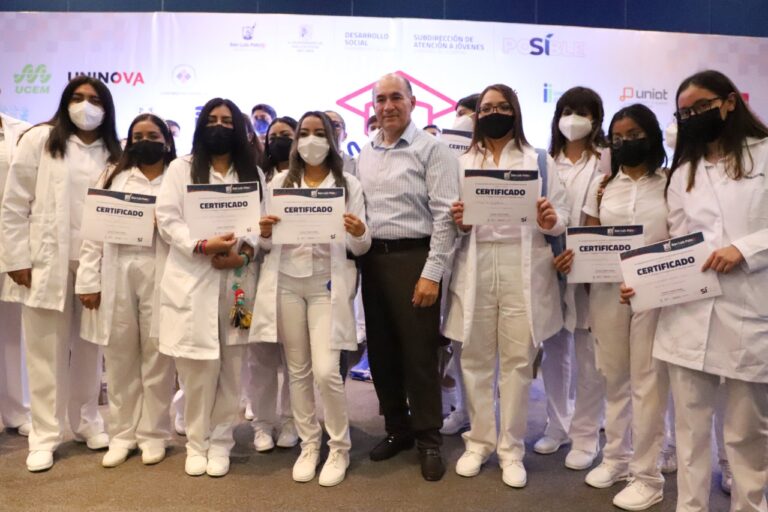 ENTREGA BECAS 01SEPT2022