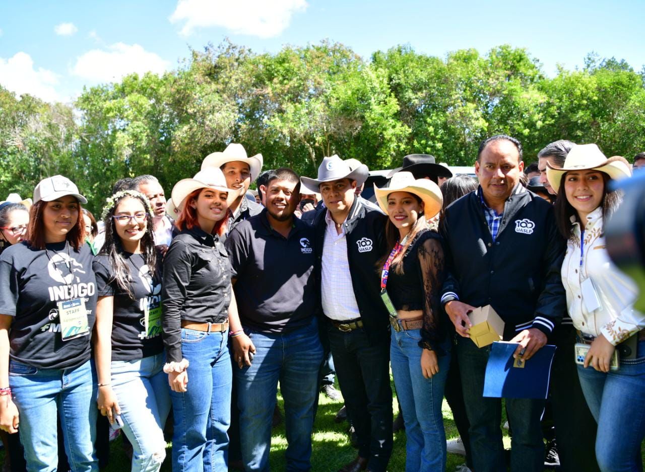 APADRINA GOBIERNO 14OCT2022