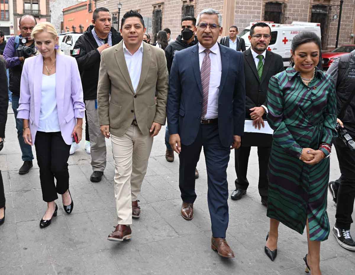 CUERPOS POLICÍACOS 08NOV2022