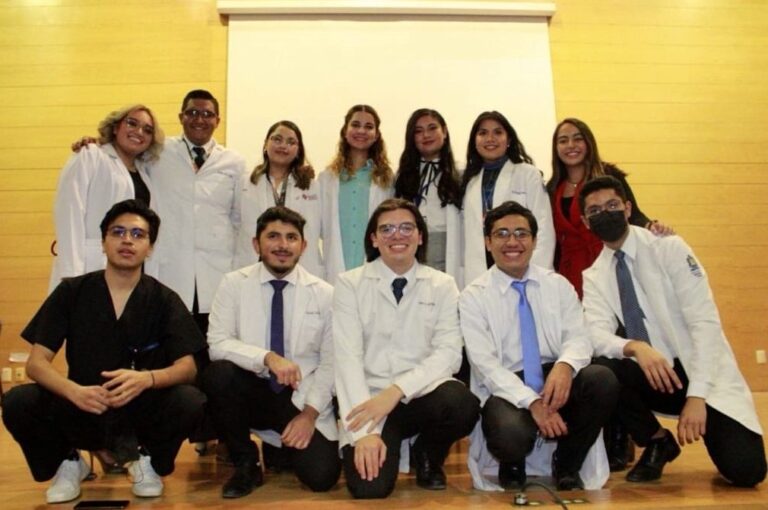 ESTUDIANTES MEDICINA 05MARZO2023 (2)