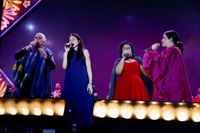 CHAVELA Y MUJERES 13ABRIL2023