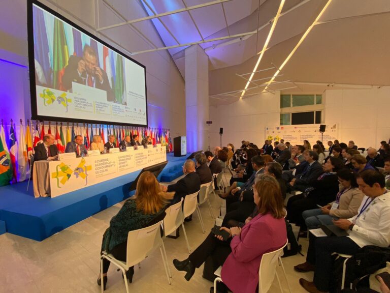 CUMBRE ACADÉMICA 04MAYO2023