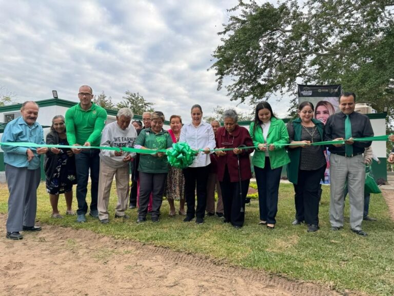 030124 8074, INAUGURA DIF ESTATAL ESTANCIA PARA ADULTOS MAYORES EN ÉBANO (3)