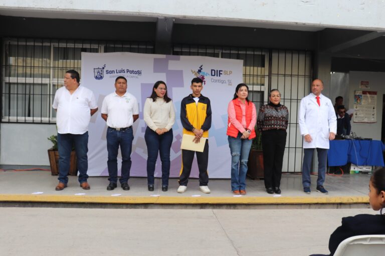 SMDIF_612 Inicia programa Escuela libre de caries en planteles municipales 02
