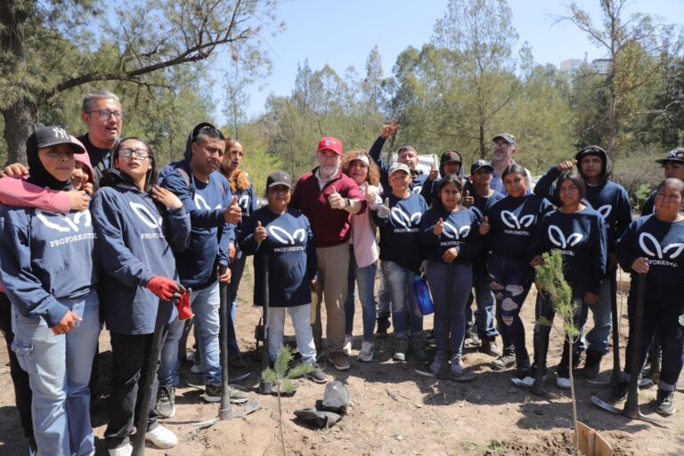 BOLETÍN CSA_3724 Reforestación Bosque de la Vida 02