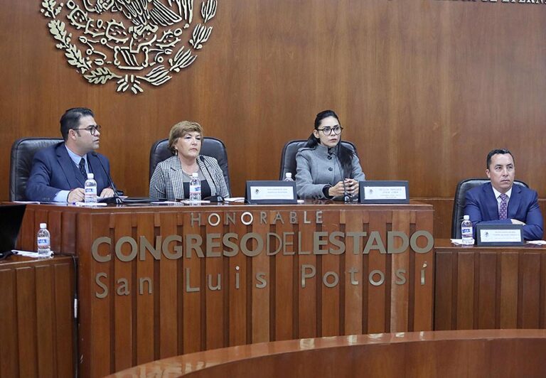 Entrega de Informe del TEJA.