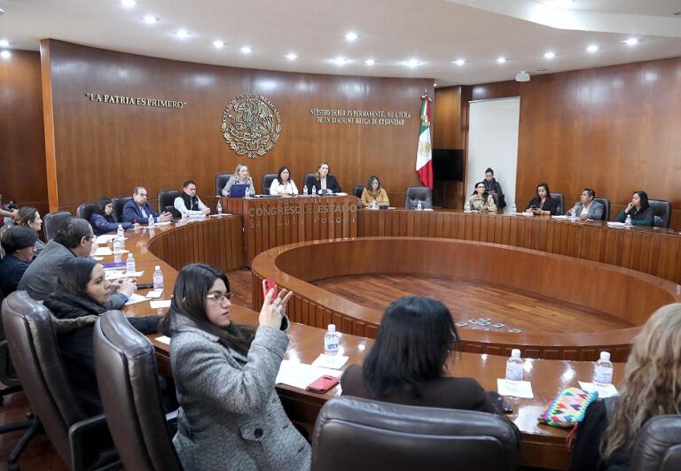 Reunión con integrantes de la Comisión de Atención a la Primera Infancia_
