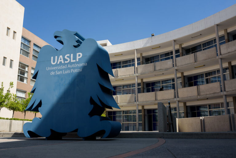 UASLP8