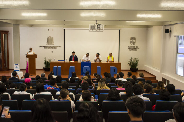 05-06-2024 INAUGURACION SEMANA DE LA FACULTAD DE ENFERMERIA Y NUTRICION DSC_1906