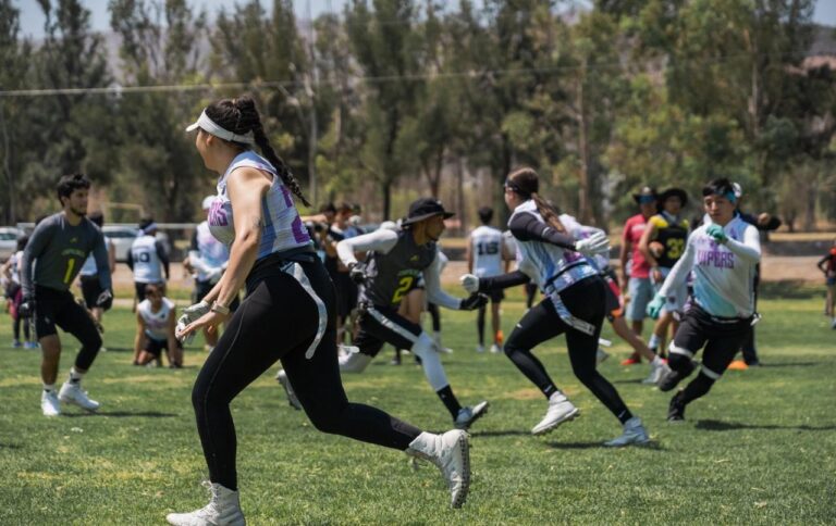 060524 9308, CONTINÚA LA ALTA AFLUENCIA EN LOS PARQUES TANGAMANGA I Y II, Y “LAS CAMELIAS” (6)