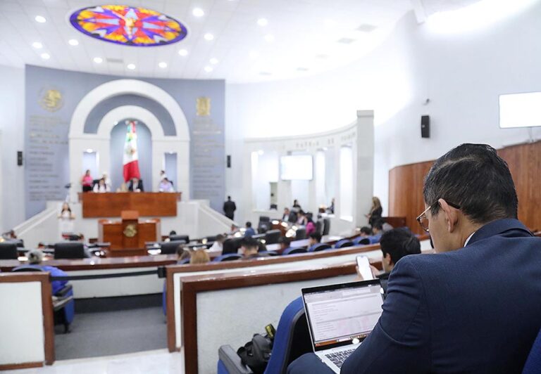 Congreso del Estado. (16)