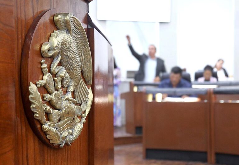 Congreso del Estado. (17)