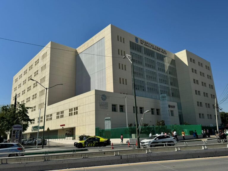 170924 10699, EL ESTADO ADQUIRIÓ INSUMOS PARA EL HOSPITAL CENTRAL (2)