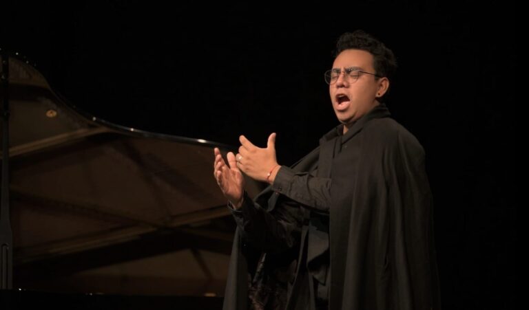 Imagen de WhatsApp 2025-04-15 a las 22.13.33_3a9f4dde