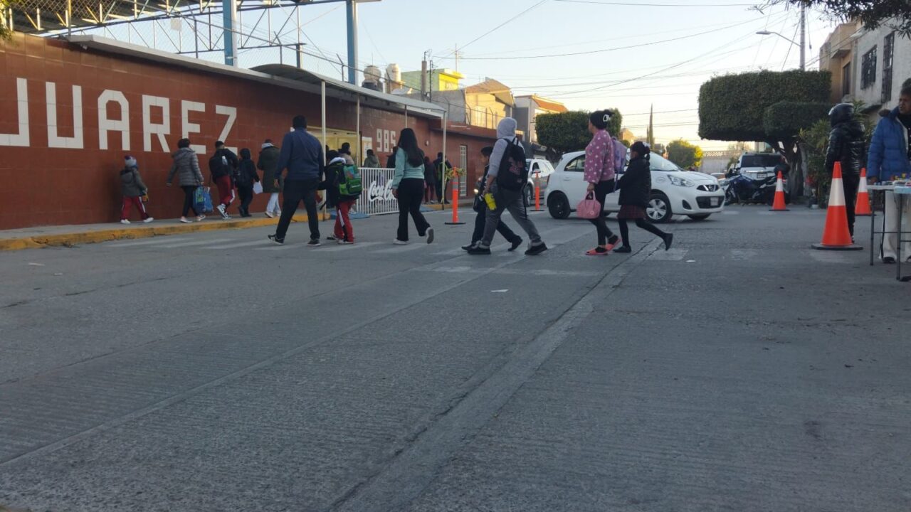 Policía de la Capital favorece entornos escolares seguros a través de acciones de concientización vial